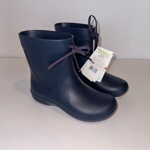 CROCS Women’s 4 Navy Blue Freesail Shorty Rain Boots Waterproof Shoes Outdoor